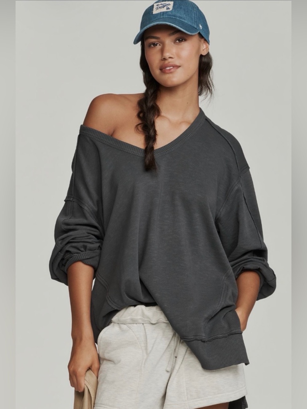 Pilcro NWT PILCRO ANTHROPOLOGIE SIZE SMALL Long-Sleeve V-Neck Oversized Top